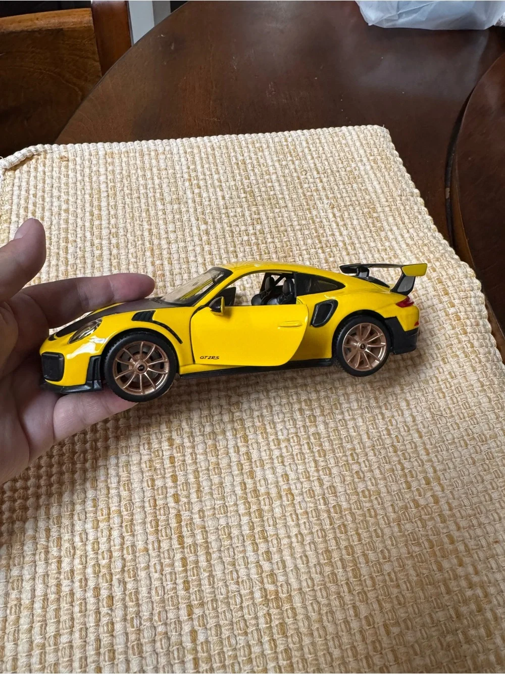 Porsche 911 GT2 RS Yellow with Carbon Hood and Gold Wheels Special Edition 1/24